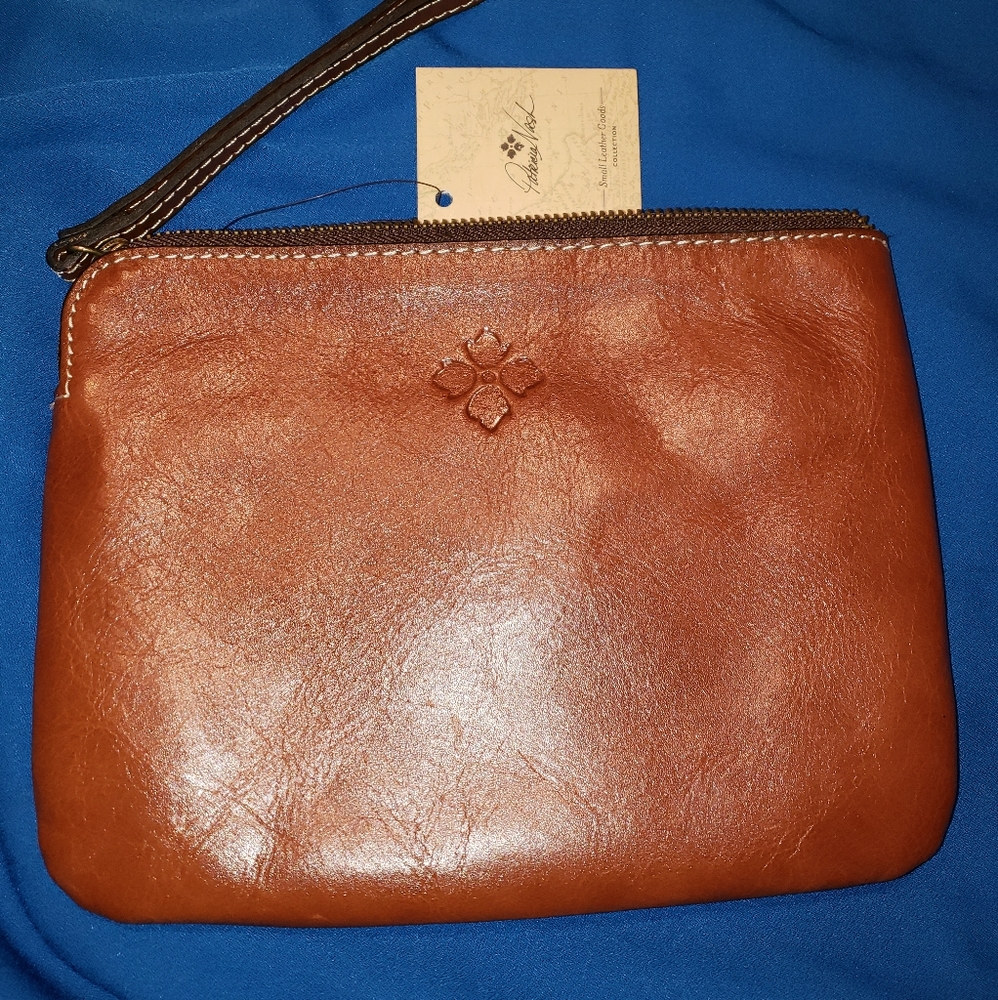 NWT, Patricia Nash Cassini Wristlet
